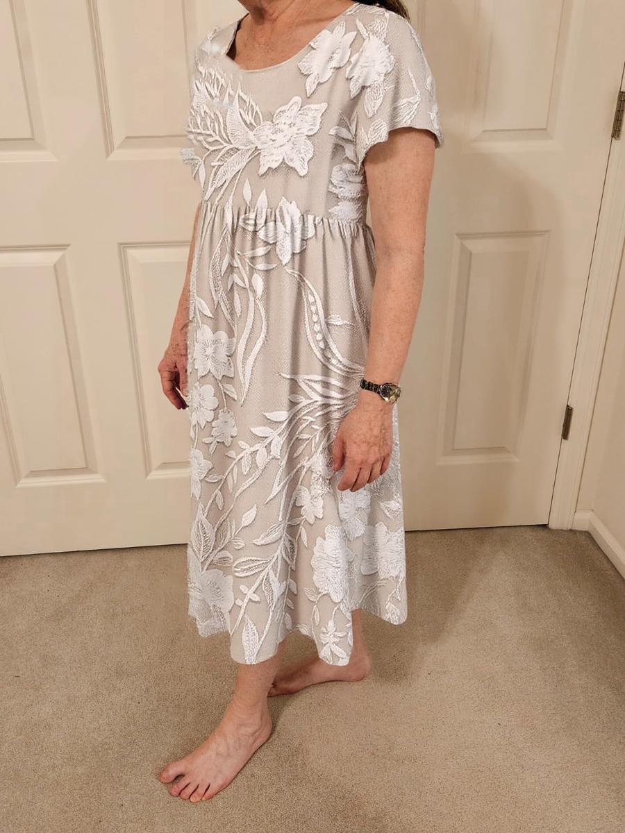 Mila | Classic Midi Dress