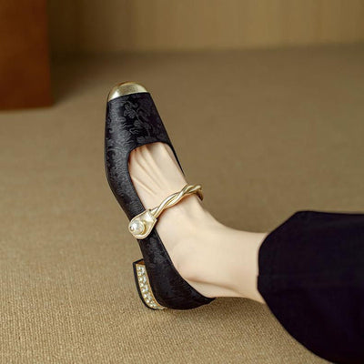 Nala | Chic Heeled Pumps